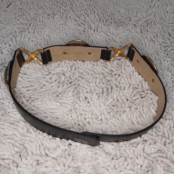 One+One black belt with gold tone conchos - Picture 5 of 6